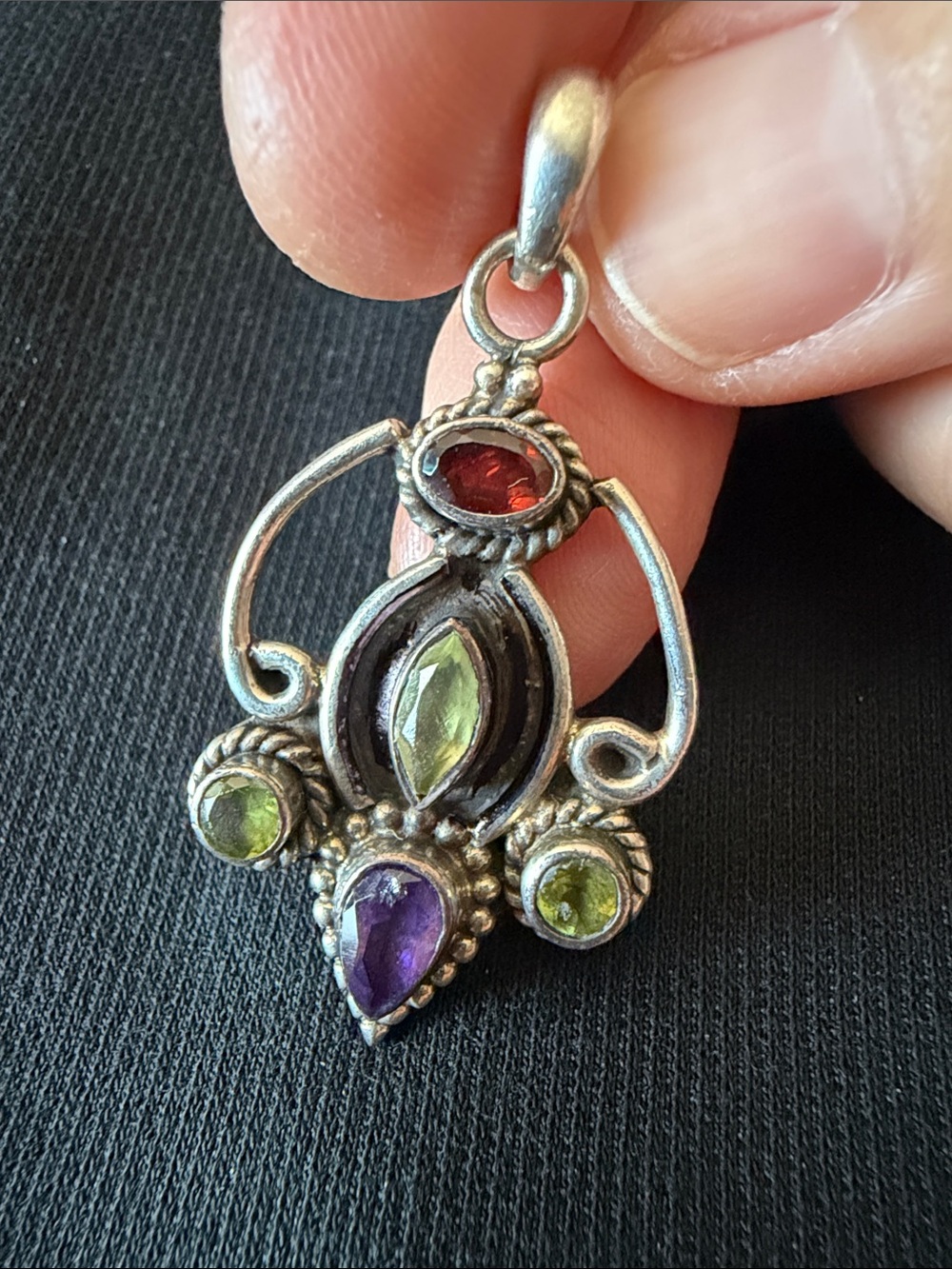 Vintage 925 sterling silver exotic pendant with natural garnet peridot amethyst